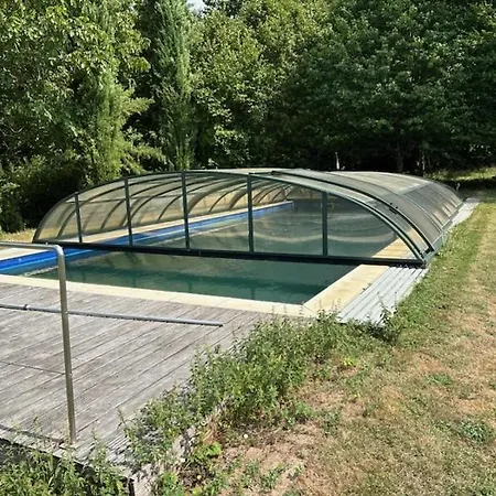 La Maison Rouge 펜션 Saint-Secondin